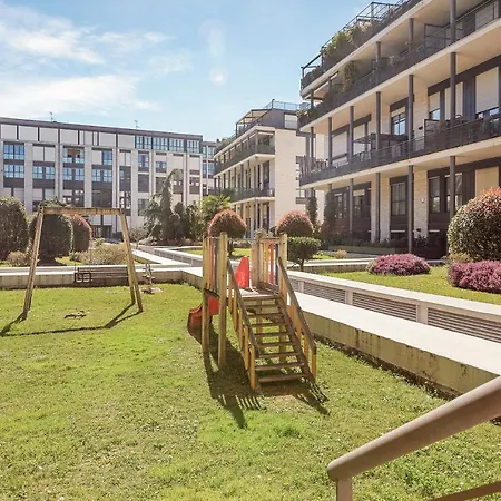 Guesthost - Elegant Loft With Balcony! * Milán